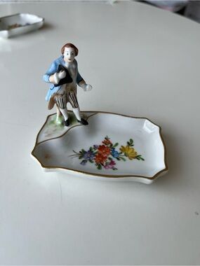 Dresden Pin Dish Porcelain Figurine Trinket Dish with Gentleman and Floral Motif